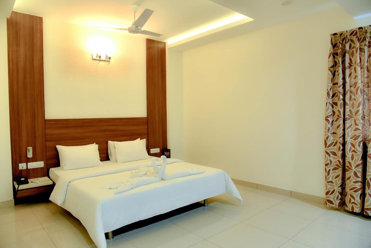 Hotel Rathna Residency Salem Esterno foto