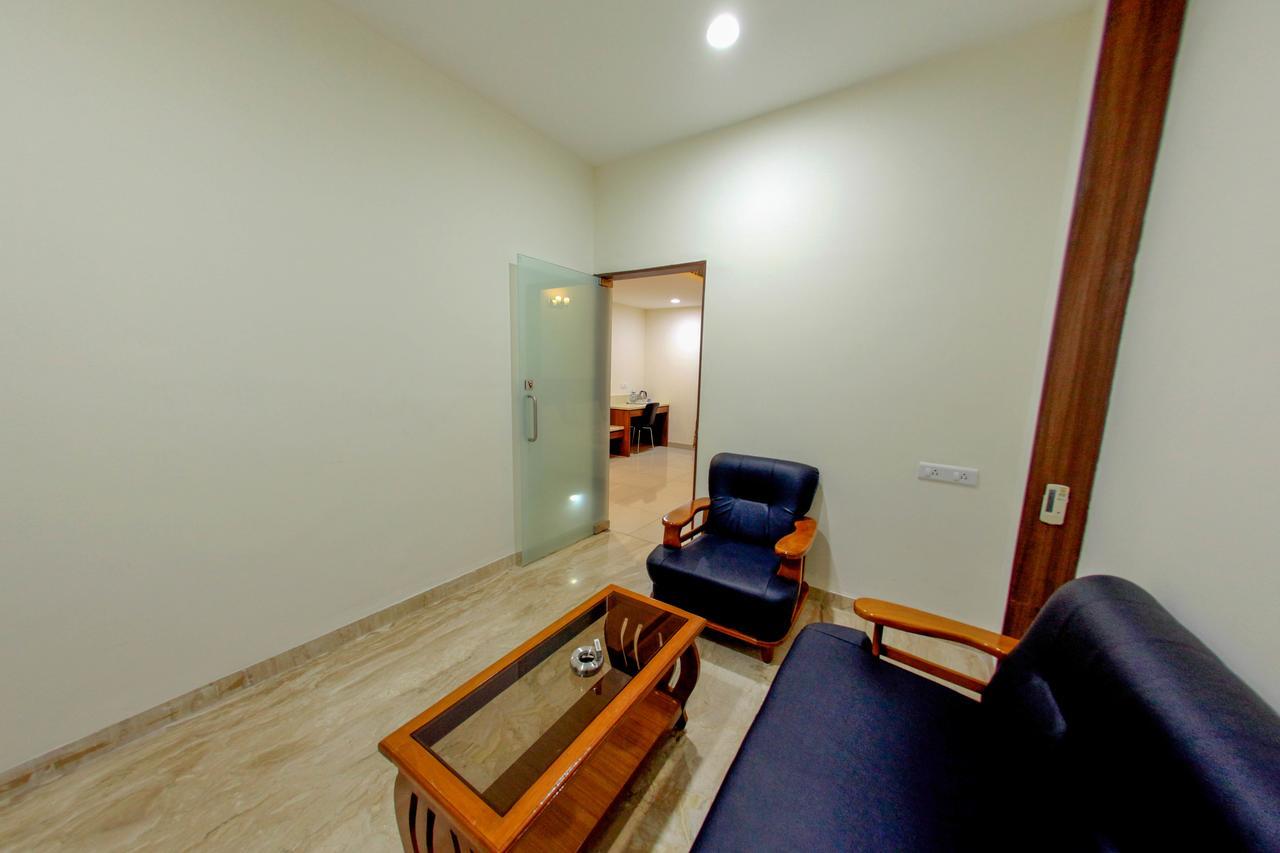 Hotel Rathna Residency Salem Esterno foto